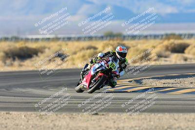 media/Dec-07-2024-CVMA (Sat) [[21c5f1ef85]]/Race 11-Amateur Supersport Open/